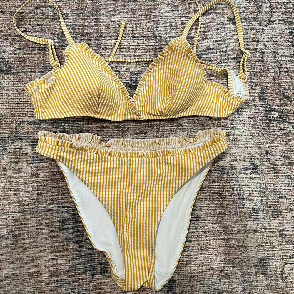 xs Bathing suit